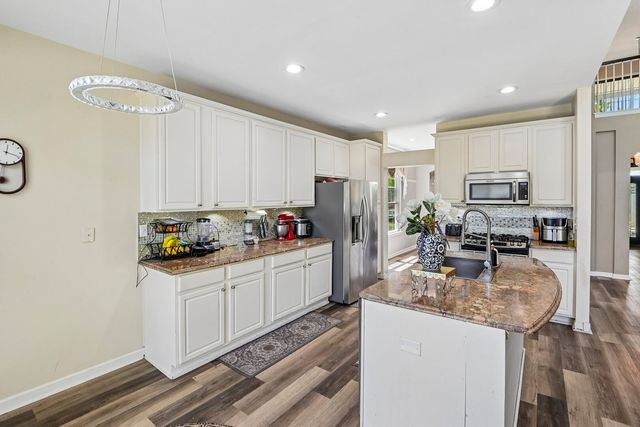 2154 Muirfield Trail, Bolingbrook, IL 60490