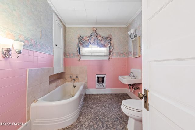 212 S Jefferson Street, Abbeville, LA 70510