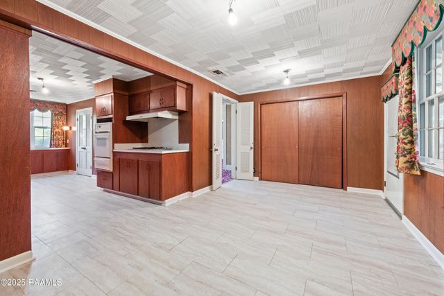 212 S Jefferson Street, Abbeville, LA 70510