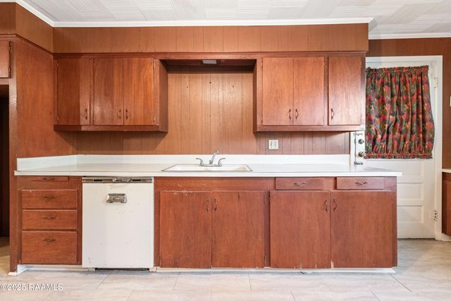 212 S Jefferson Street, Abbeville, LA 70510