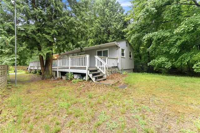 41 Shirley Street, Warwick, RI 02888