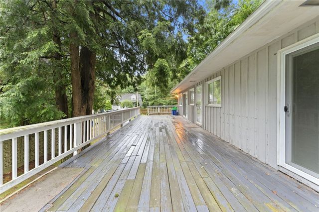 41 Shirley Street, Warwick, RI 02888