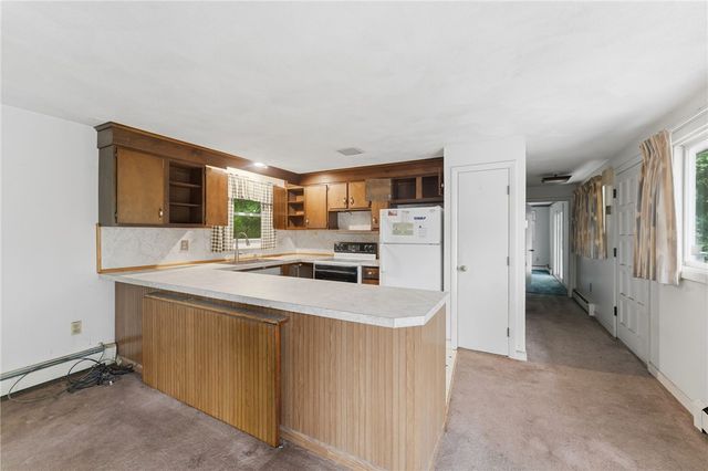 41 Shirley Street, Warwick, RI 02888