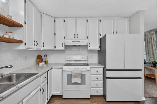 1410 NW Pebble Drive, Ankeny, IA 50023