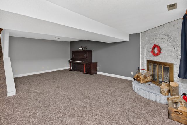 1410 NW Pebble Drive, Ankeny, IA 50023