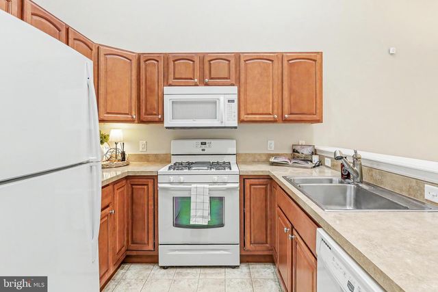 92 KESWICK DRIVE, Mechanicsburg, PA 17050