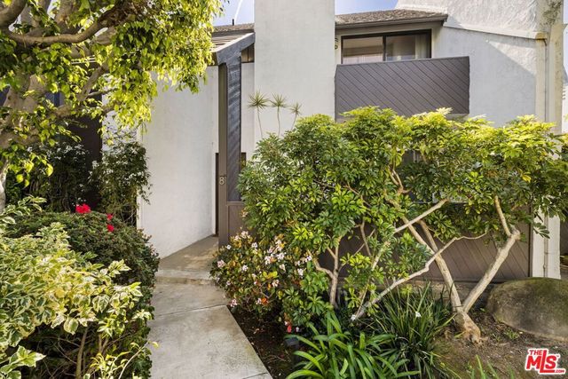 10720 Ohio Avenue 8, Los Angeles, CA 90024