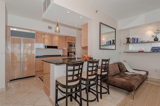 1000 S Pointe dr 906, Miami Beach, FL 33139