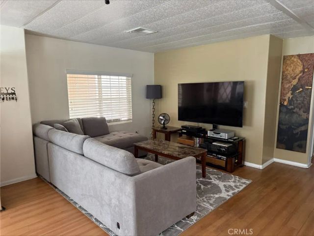 1307 Brentwood, Hemet, CA 92545