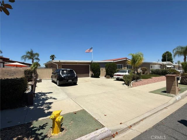 1307 Brentwood, Hemet, CA 92545
