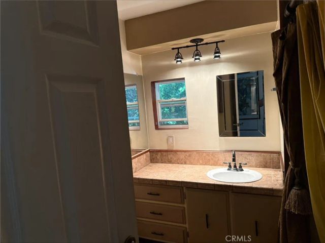 1307 Brentwood, Hemet, CA 92545
