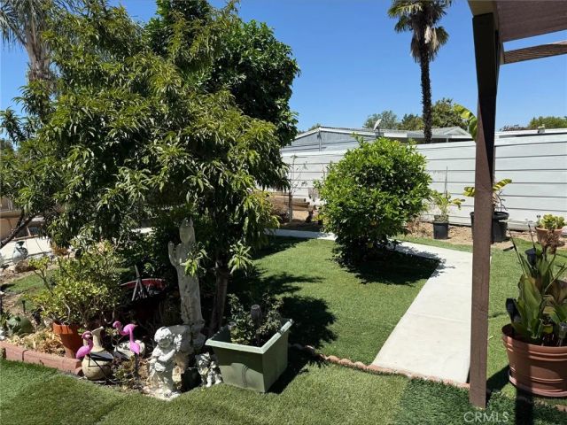 1307 Brentwood, Hemet, CA 92545