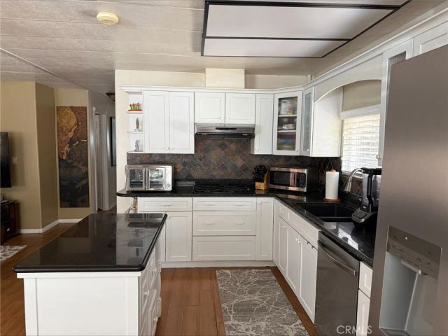1307 Brentwood, Hemet, CA 92545