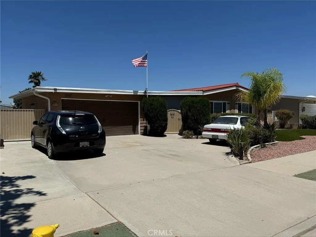 1307 Brentwood, Hemet, CA 92545