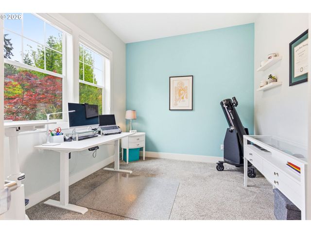 1372 OVERVIEW St, Salem, OR 97304