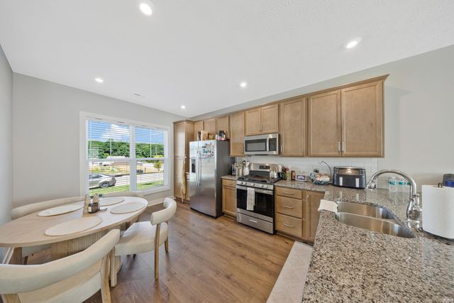 2647 Hauschild Drive, Evansville, IN 47712