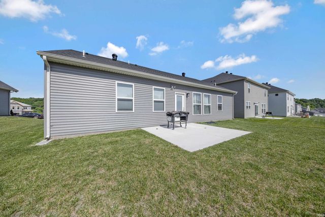 2647 Hauschild Drive, Evansville, IN 47712