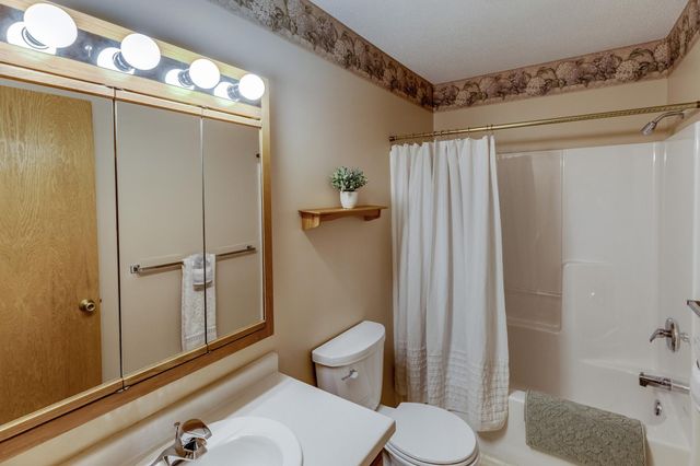 11700 Forestview Drive, Baxter, MN 56425