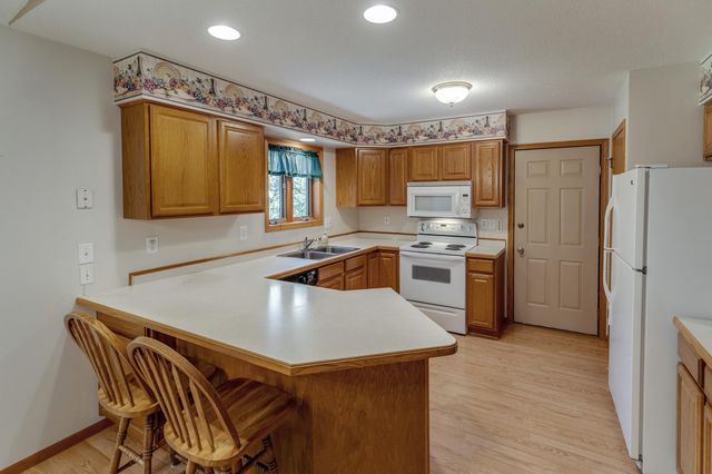 11700 Forestview Drive, Baxter, MN 56425