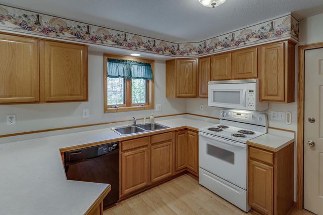 11700 Forestview Drive, Baxter, MN 56425