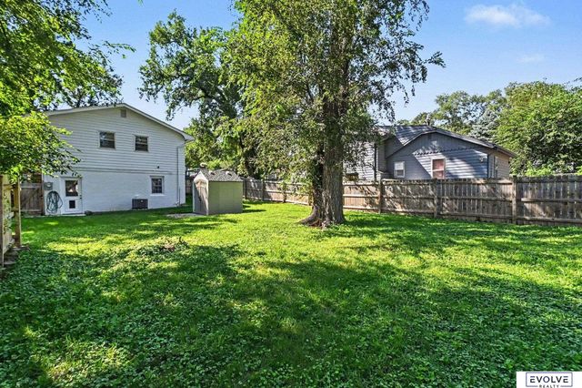 2329 N 67 Street, Omaha, NE 68104