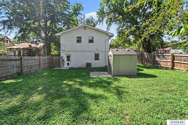 2329 N 67 Street, Omaha, NE 68104
