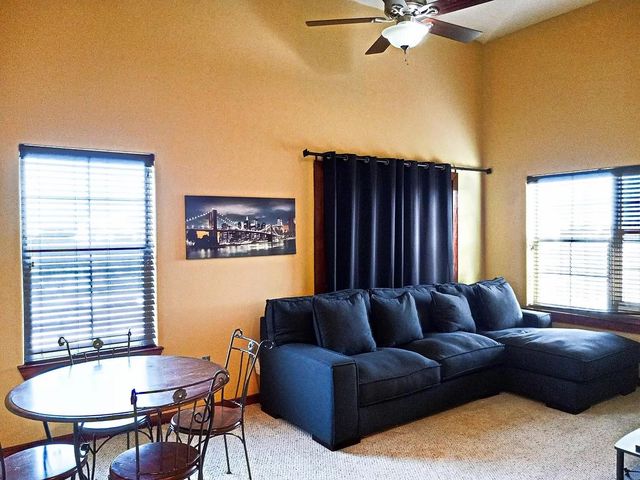 2900 Hamilton Street 22, Houston, TX 77004