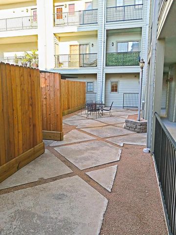 2900 Hamilton Street 22, Houston, TX 77004
