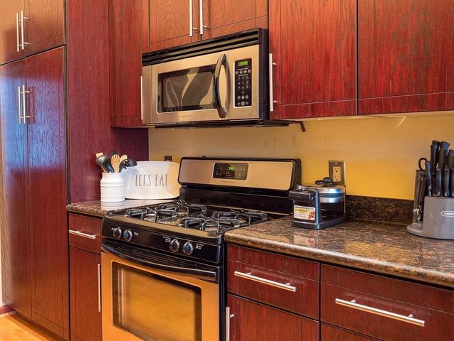2900 Hamilton Street 22, Houston, TX 77004