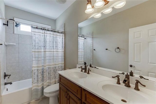 411 Meadow Lake Terrace Road, Hoschton, GA 30548