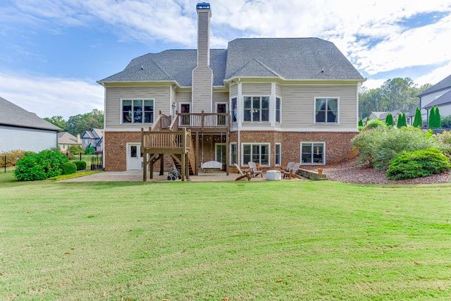 411 Meadow Lake Terrace Road, Hoschton, GA 30548