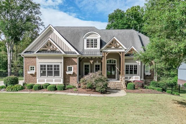 411 Meadow Lake Terrace Road, Hoschton, GA 30548