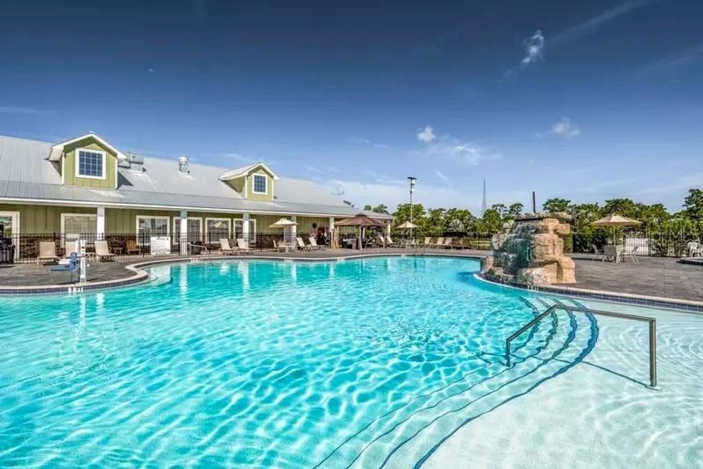 Image 8 of property listing at 104 HIGHWAY 630 E, Lake Wales, FL 33898