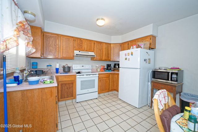 7 Bohl Avenue, Albany, NY 12209