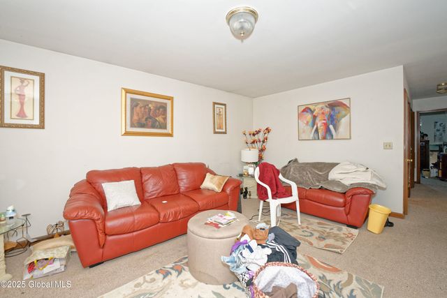 7 Bohl Avenue, Albany, NY 12209