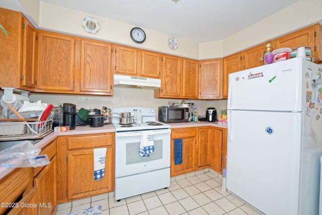 7 Bohl Avenue, Albany, NY 12209