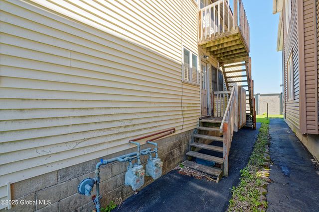 7 Bohl Avenue, Albany, NY 12209