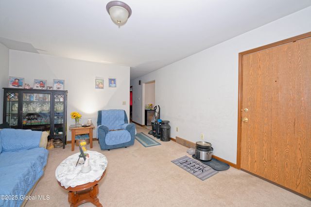 7 Bohl Avenue, Albany, NY 12209