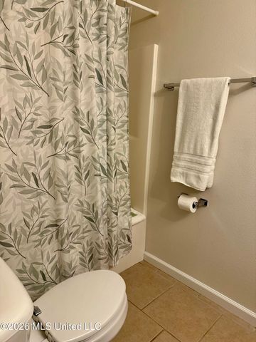 1121 Century Oaks Drive, C, Gulfport, MS 39507