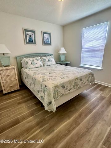 1121 Century Oaks Drive, C, Gulfport, MS 39507