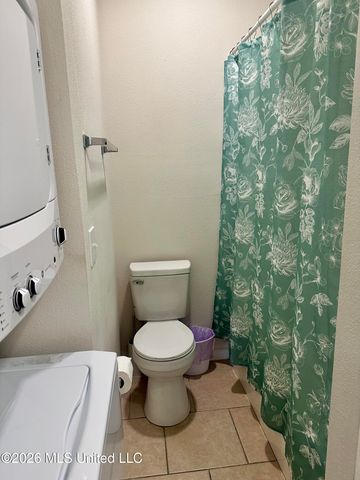 1121 Century Oaks Drive, C, Gulfport, MS 39507