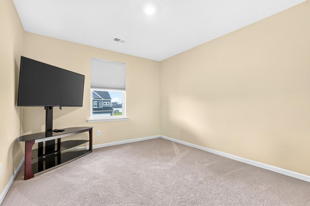 Image 35 of property listing at 609 Squire Pope Road, Summerville, SC 29486