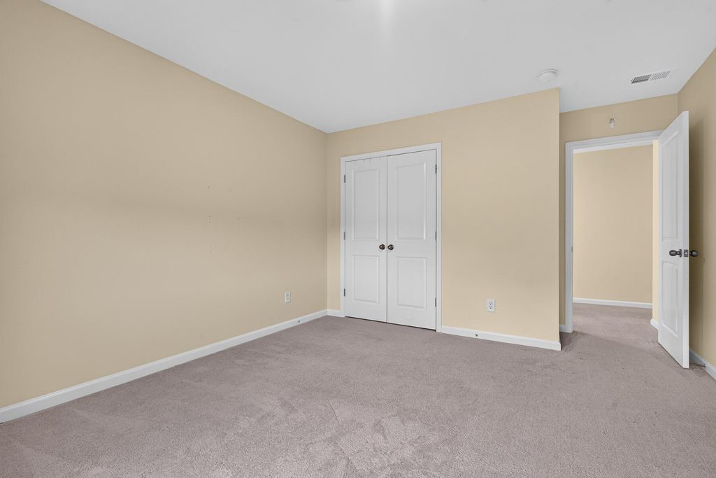 Image 37 of property listing at 609 Squire Pope Road, Summerville, SC 29486