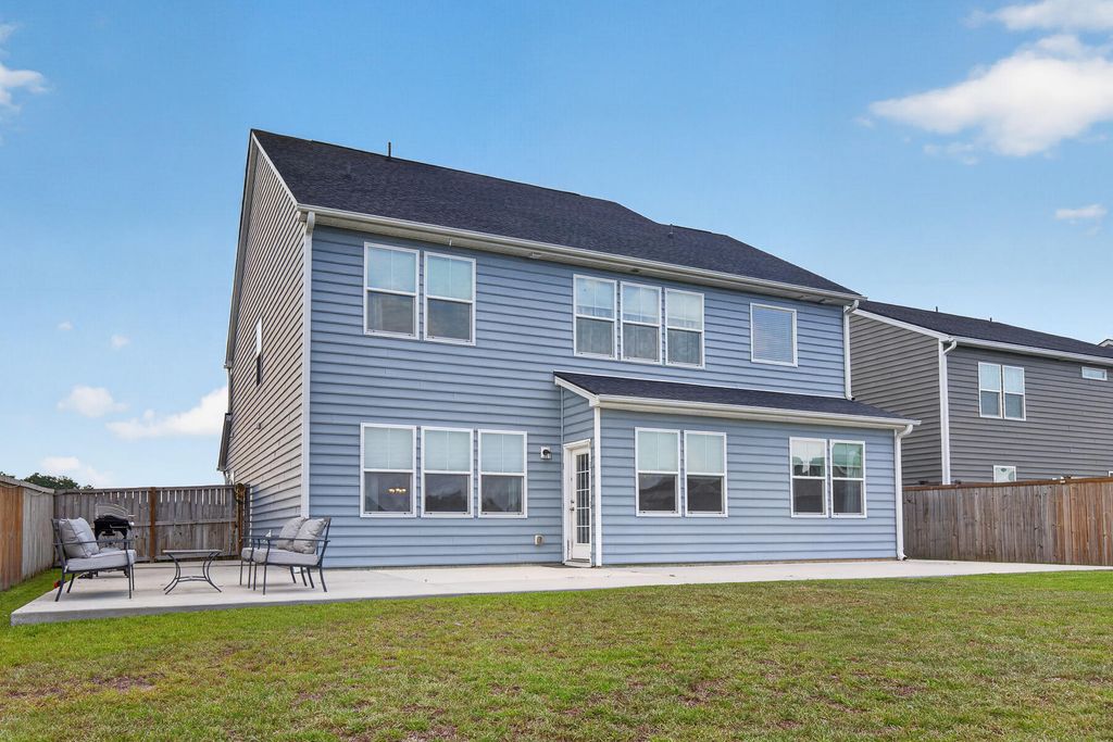 Image 42 of property listing at 609 Squire Pope Road, Summerville, SC 29486