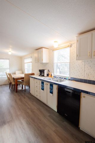 200 Brookwood Dr, Murchison, TX 75778