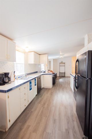 200 Brookwood Dr, Murchison, TX 75778