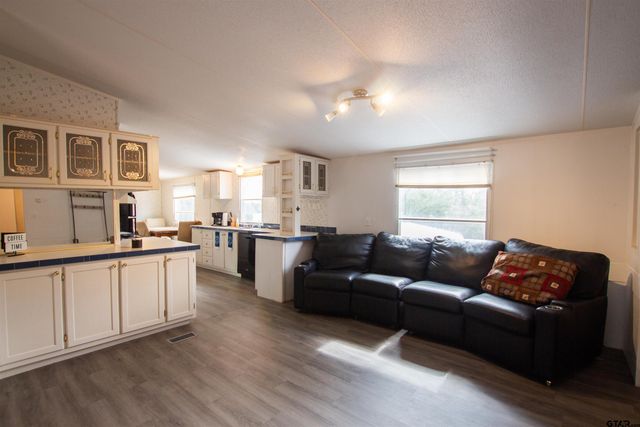 200 Brookwood Dr, Murchison, TX 75778