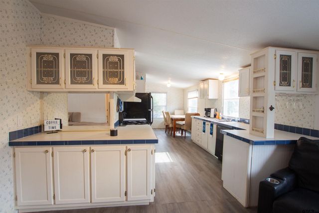 200 Brookwood Dr, Murchison, TX 75778