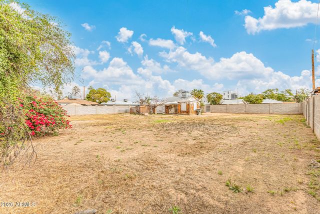 2230 N 27TH Place, Phoenix, AZ 85008