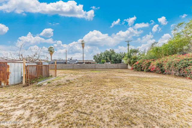 2230 N 27TH Place, Phoenix, AZ 85008